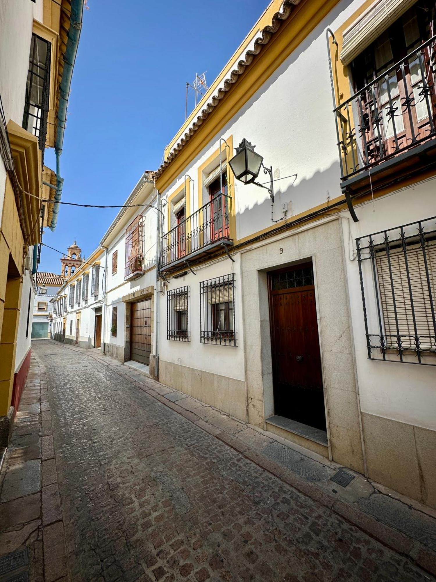 Junto Al Palacio De Viana Apartamento *